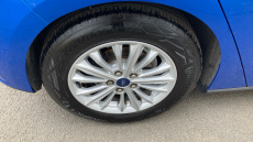 Ford Focus 1.0 EcoBoost 125 Titanium 5dr Petrol Hatchback